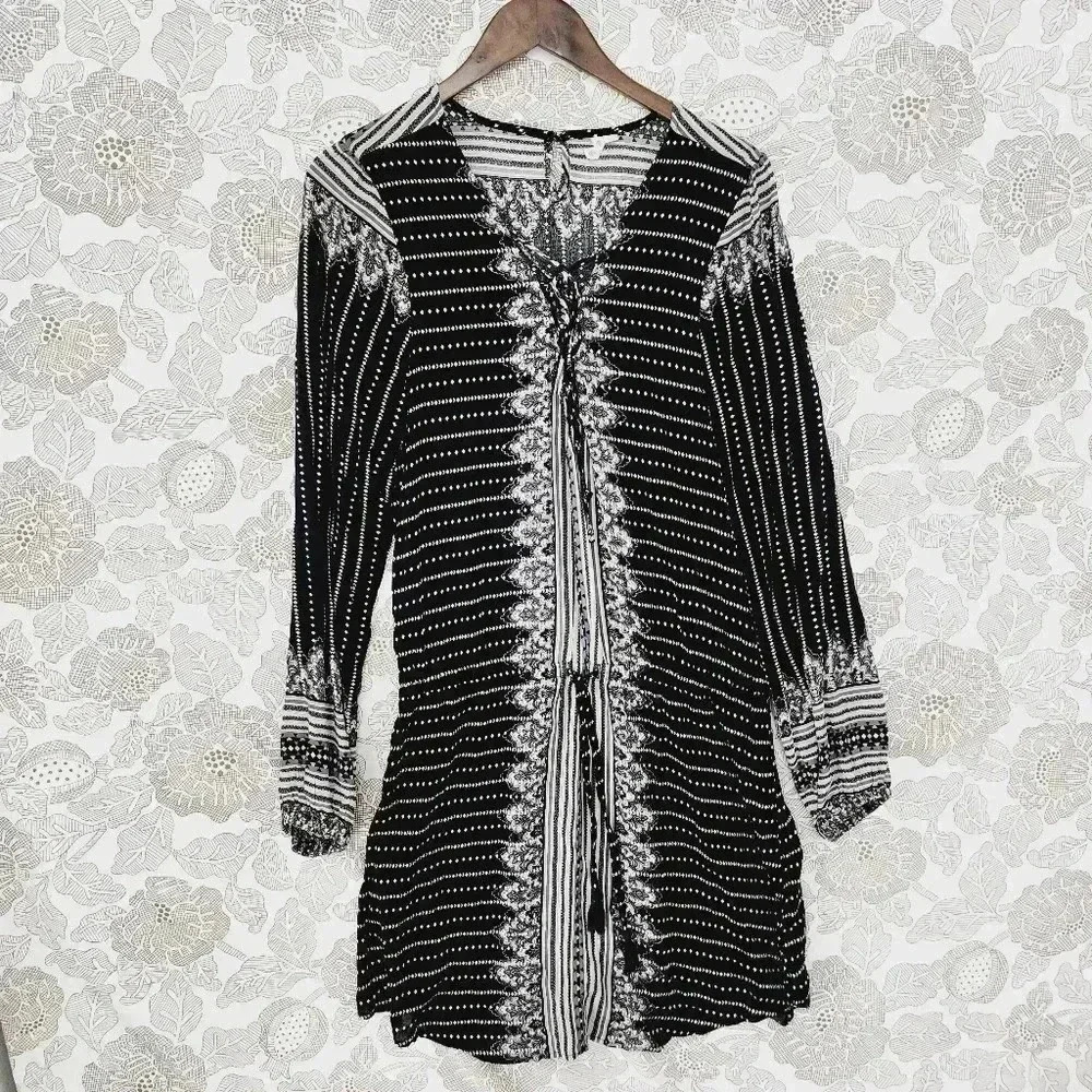 Rip Curl lace up Long Sleeve Mini Dress Rayon XL